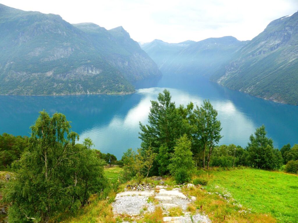 Mostraumen towards Bergen