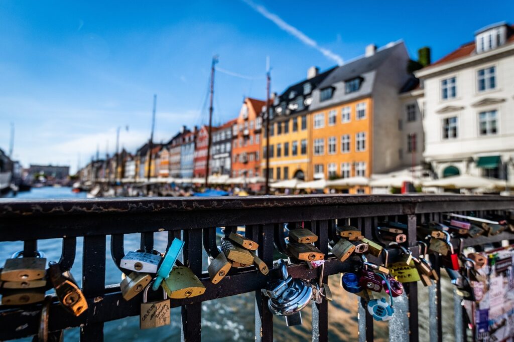 Nyhavn is the first start of a budget weekend in Copenhagen